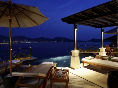 Villa con quattro camere da letto e piscina privata — IndoChine Resort and Villas